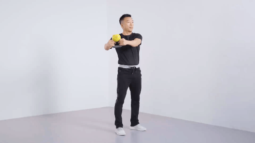 三个动作,中老年告别摔跤!-要炼 三个动作,中老年告别摔跤!-要炼